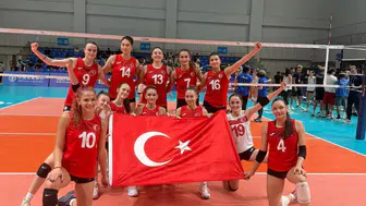 Genç milliler voleybolda dünya finaline göz kırptı