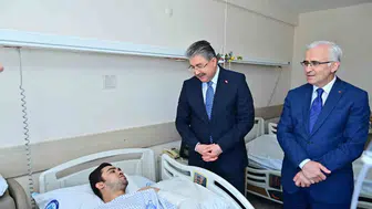 Eskişehir’de kaza yapan itfaiyecilere hastanede ziyaret