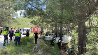 Burdur'da beton mikseri kaza yaptı