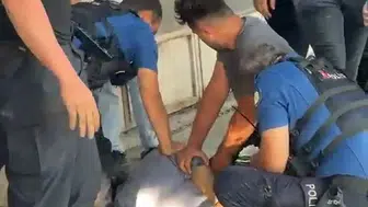 Bursa'da evsiz adamın üzerinden yarım milyon lira nakit çıktı