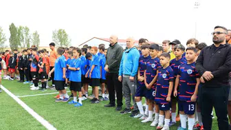 Alaca gençleri Hitit Cup ile yeşil sahada buluştu
