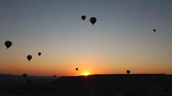 Kapadokya semalarında 300 bini aşkın yolcu gökyüzüne çıktı