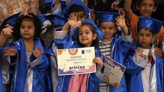 Kuşadalı minikler ilk diplomalarını aldı