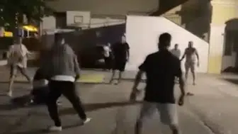 Kuşadası okul bahçesinde otopark kavgası