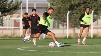 Sivasspor ikinci etap kampı için Kayseri yolcusu
