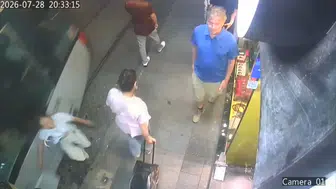 Sirkeci'de tramvay kazası Esnaf hız sınırına dikkat çekti