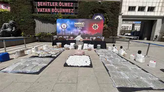 İstanbul merkezli dev narkotik operasyonu Tonlarca zehir ele geçirildi