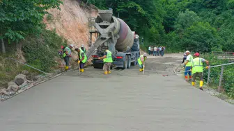 Ordu’da mahalle yolları çamurdan kurtuluyor