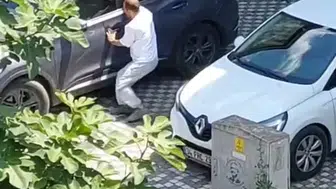 Sakarya'da park yeri kavgası bıçaklı saldırıya dönüştü
