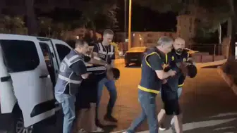 Ayvalık trafiğinde yol verme kavgası hastanede bitti
