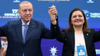 WhatsApp krizi: Belediye Başkanının özel yazışmaları ifşa oldu