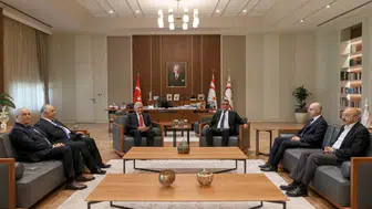 Binali Yıldırım Kıbrıs temaslarına başladı