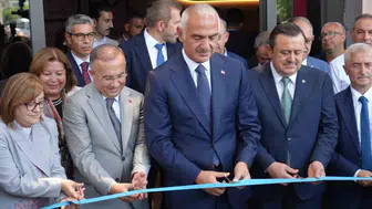 Gaziantep’e teknoloji odaklı yeni bir sanat durağı açıldı