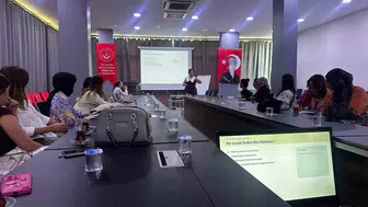 Adana'da çocuk bakımında yeni dönem eğitimi