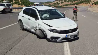 Bingöl yolunda kaza Bariyerlere çarpan araçtaki 4 kişi yaralandı