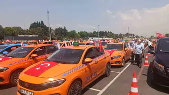 15 Temmuz anması için taksiciler direksiyon başında