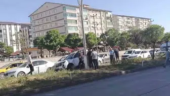 Bitlis trafiğinde zincirleme kaza paniği