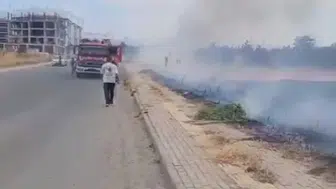 Silivri'de otluk alan yangını evleri teğet geçti