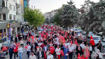 Aksaraylılar 15 Temmuz için meydanlara indi