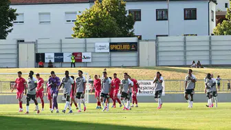 Beşiktaş Slovakya kampında sahadan mağlup ayrıldı