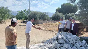 Buharkent sokakları kilit parke ile yenileniyor