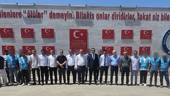 Cizre 15 Temmuz şehitlerini dualarla andı