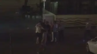 Silivri sokaklarında gece yarısı tekme tokat kavga