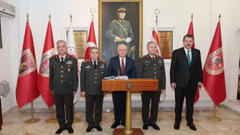 Bakan Güler Kıbrıs’ta askeri birlikleri denetledi