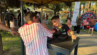 Karabüklü çocuklar yaz tatilinin tadını Has Bahçe'de çıkarıyor
