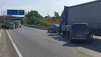 Samsun Havza yolunda üç araç birbirine girdi