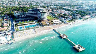 Çeşme otellerinde boşluk iddialarına turizmcilerden yanıt geldi