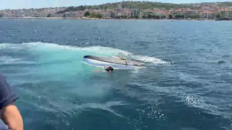 Çınarcık açıklarında batan tekneden 70 yaşındaki adam sağ kurtarıldı