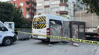 Güngören’de geri manevra yapan servis aracı can aldı