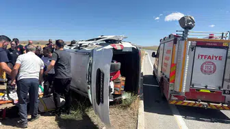 Van Erciş yolunda feci kaza 8 kişi yaralandı