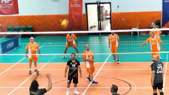 Köyceğiz’de veteran voleybolcular sahaya indi