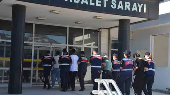 Antalya’da sosyal medya vurgununa jandarma baskını
