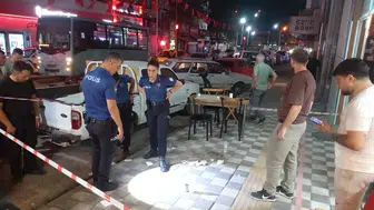 Manisa'da sokak ortasında kasklı saldırı