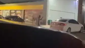 Bursa'daki benzinlikte sopalı kavga anbean görüntülendi