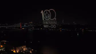 İstanbul Boğazı üzerinde 2 bin drone ile Atatürk silueti