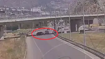 Amasya'da hatalı geri manevra dört kişiyi hastanelik etti