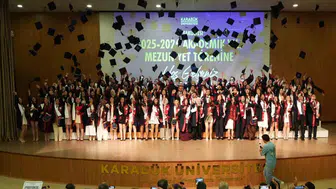 Karabük'te yeni hekimler mesleğe ilk adımı attı