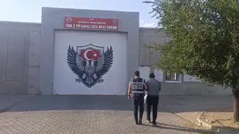 18 yıllık firari Iğdır sokaklarında yakalandı