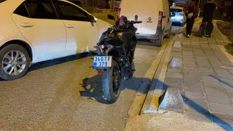 Düzce Beyciler kavşağında motosiklet kazası 3 kişi yaralandı