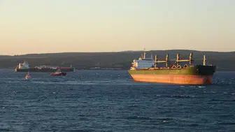 Çanakkale Boğazı'nda gemi kazası trafiği kilitledi