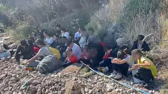 Ayvacık kıyılarında yakalanan 30 göçmenin yolculuğu yarım kaldı