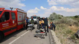 Nevşehir yolunda iki otomobil çarpıştı