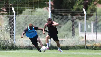 Sivasspor yeni sezon için tempoyu yükseltiyor