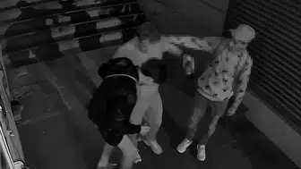 Beyoğlu’nda telefon hırsızına polis geçit vermedi