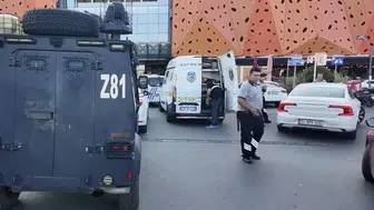 Ümraniye'de AVM kafesine silahlı saldırı düzenlendi
