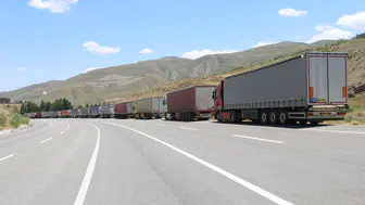 Esendere sınırında 12 kilometrelik TIR çilesi